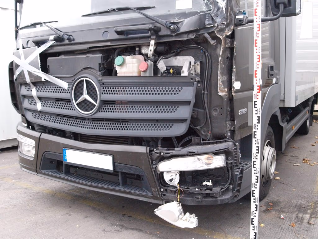 Gutachten Unfall LKW CPI Kfz Sachverständige GmbH